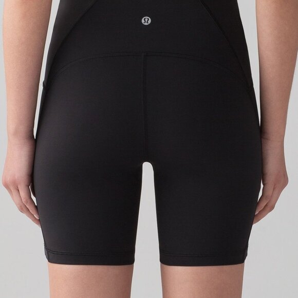 RARE Discontinued NWT Lululemon Train Times Short *6" in Black - Size 6 - Picture 3 of 7